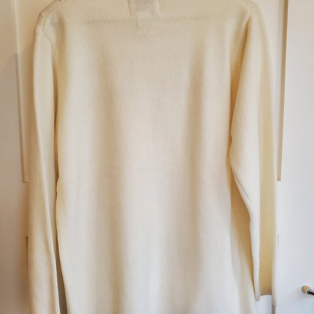 Beautiful Sweater - Picture 7 of 7